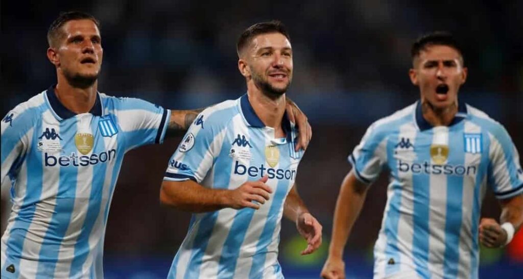 Racing le ganó 2-0 a Botafogo en Avellaneda por la ida de la final de la Recopa Sudamericana
