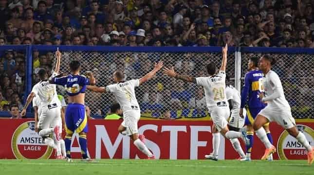 El peor escenario: Boca falló el último penal y le dijo adiós a la Copa Libertadores