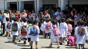 VOLVER A LAS AULAS