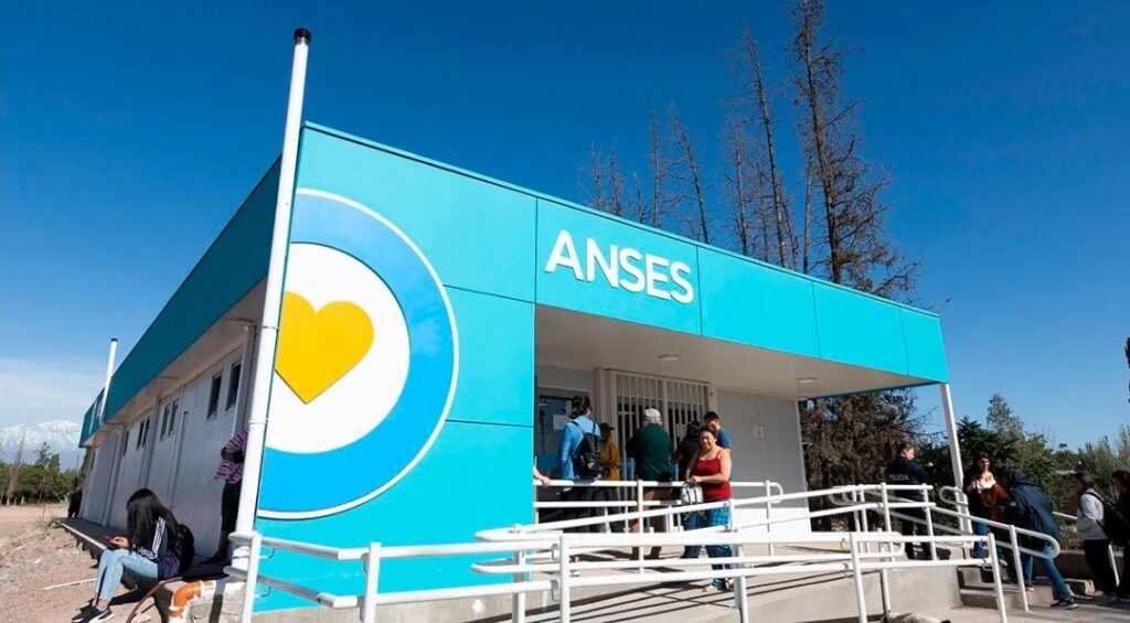 Calendario de pagos ANSES: quiénes cobran hoy lunes 23 de junio