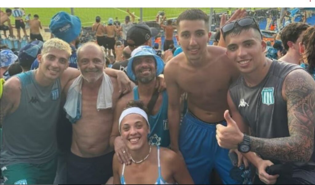 Un hincha de Racing murió tras volcar con su auto cuando volvía de ver la final de la Copa Sudamericana