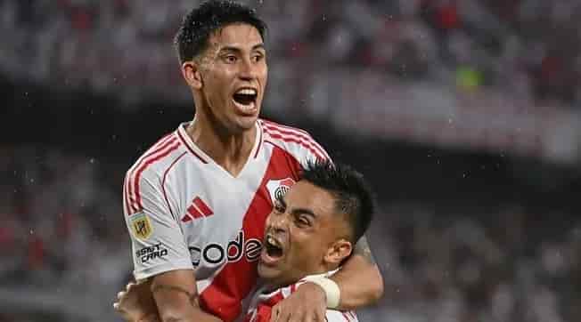 River goleó a Rosario Central en el Monumental y clasificó a la Copa Libertadores 2025