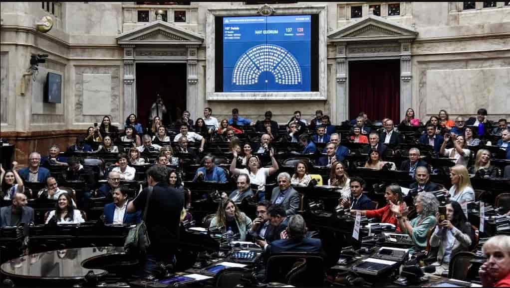 La oposición le reclama al Gobierno tratar el Presupuesto y Ficha Limpia en sesiones extraordinarias